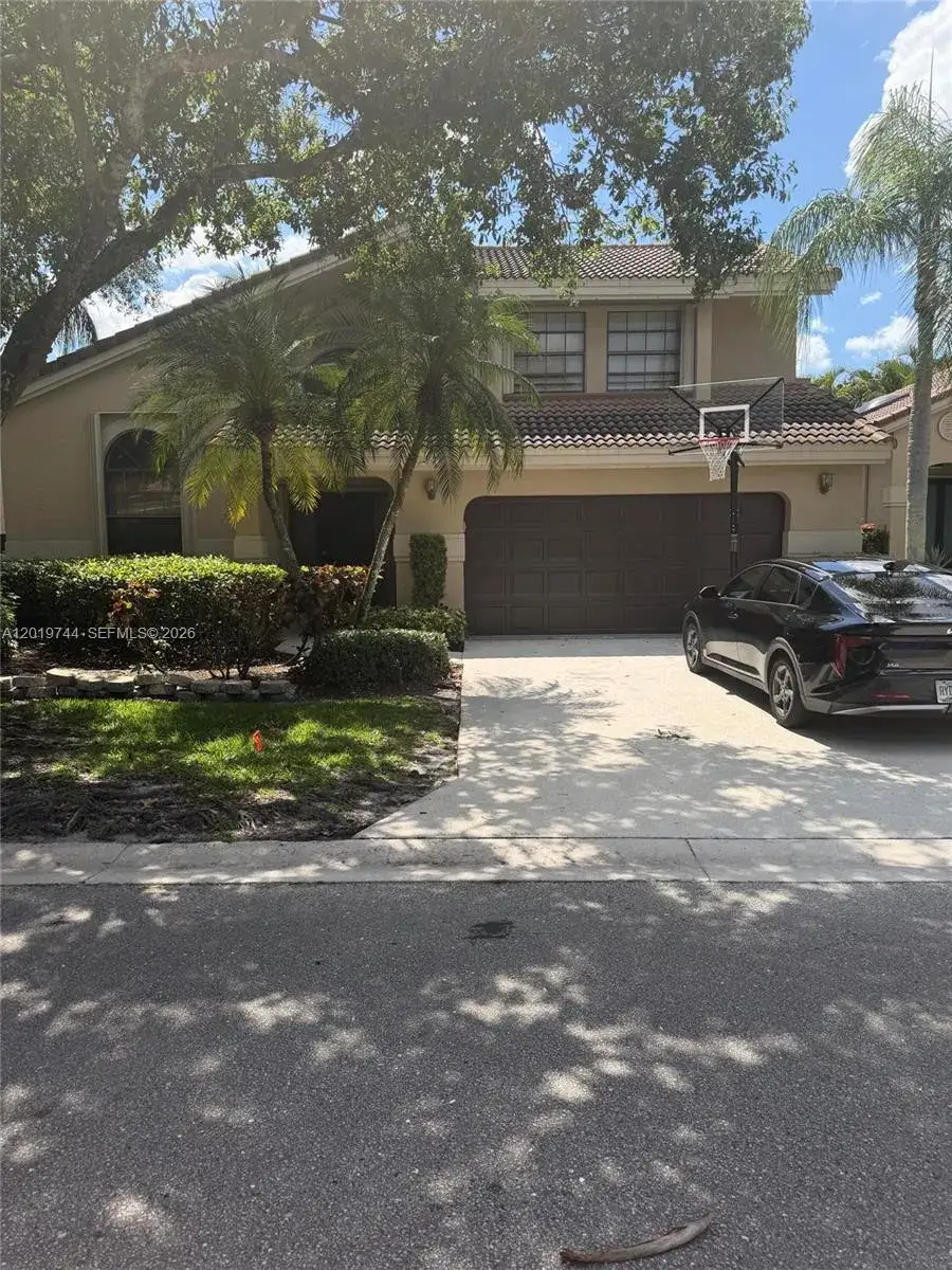 3 bedroom 2 bath Residential for sale at 1481 NW 104th Ave, Plantation FL 33322