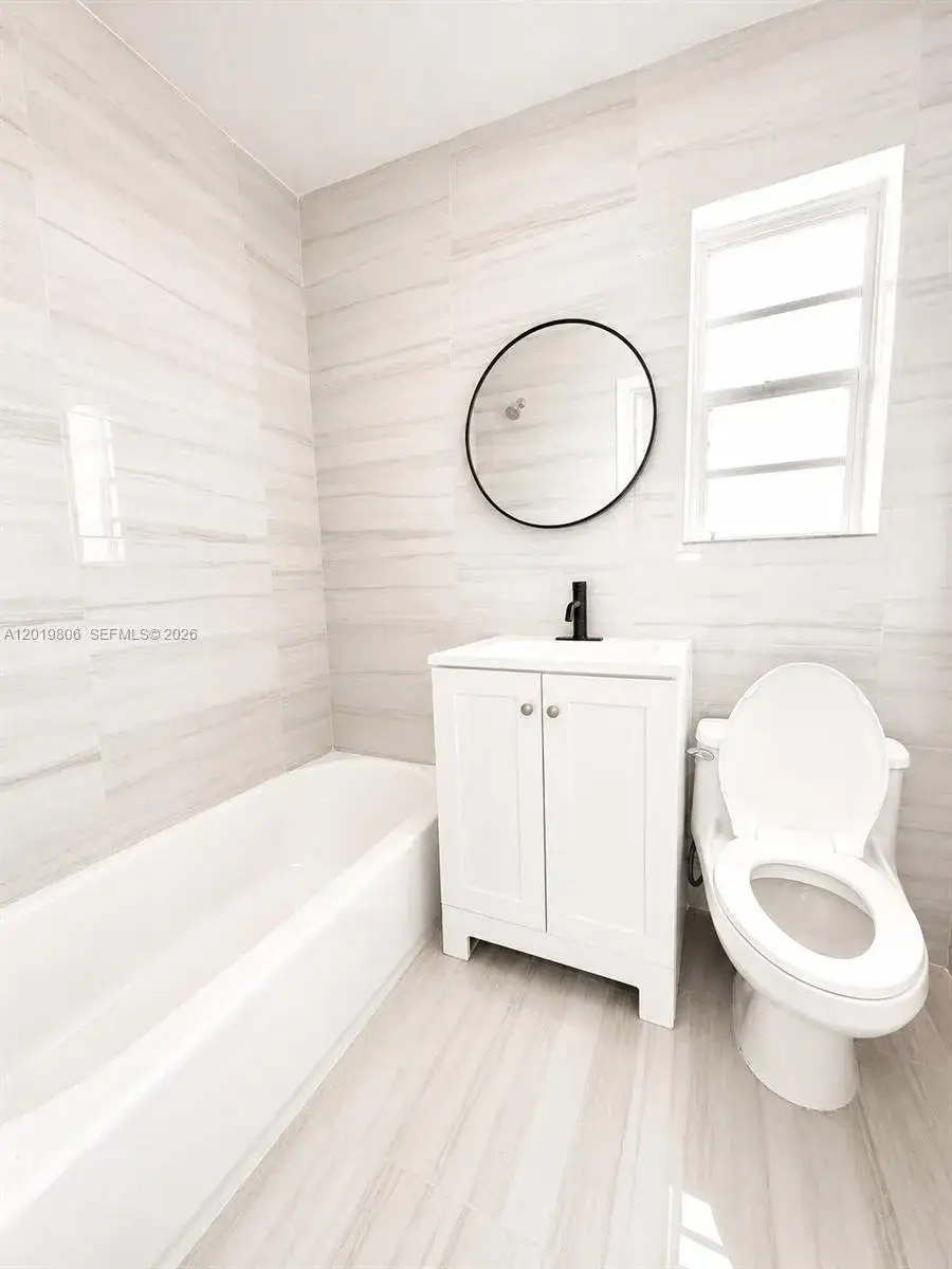 1 bedroom 1 bath Residential Lease for rent at 612 NW 1st Ave # 00, Hallandale Beach FL 33009