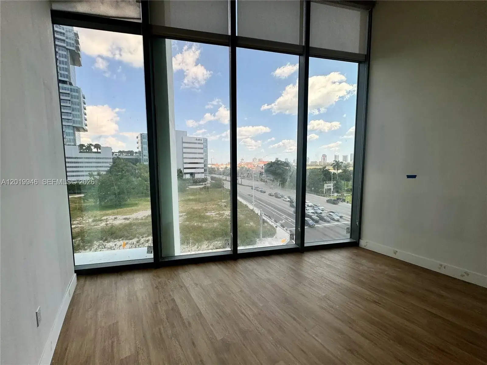 Commercial Sale for sale at 21290 Biscayne Blvd # 405, Aventura FL 33180