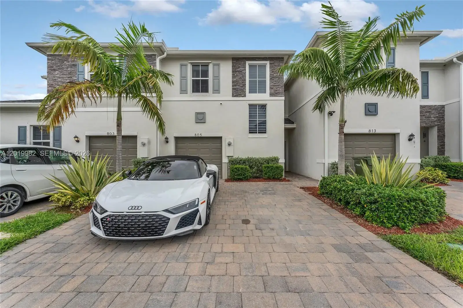 3 bedroom 2 bath Residential for sale at 805 SE 18th St, Homestead FL 33034