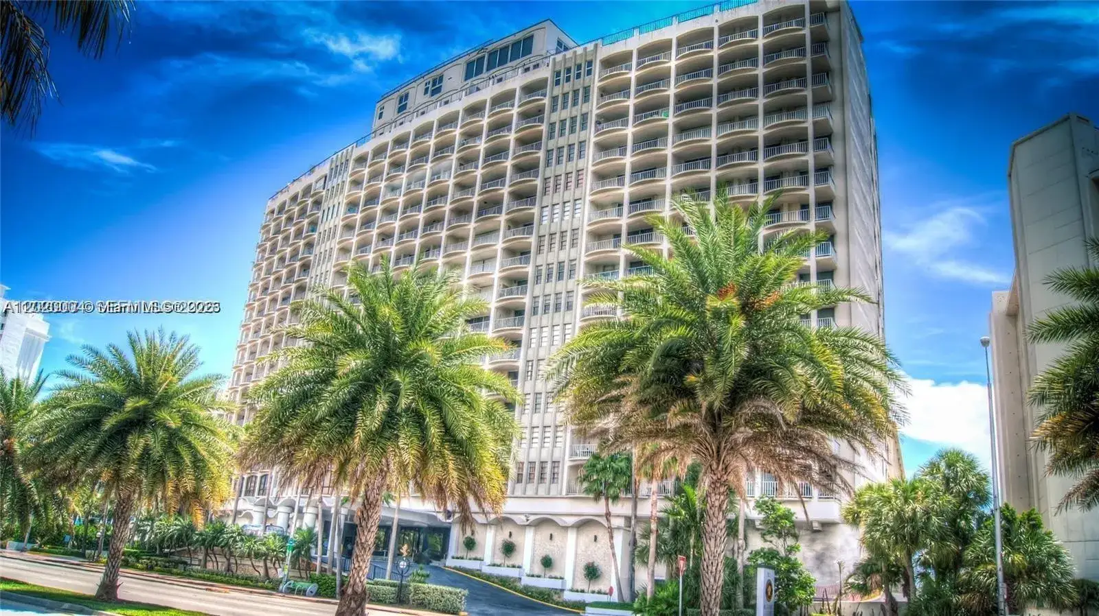 1 bedroom 1 bath Residential Lease for rent at 5401 Collins Ave # 1213, Miami Beach FL 33140