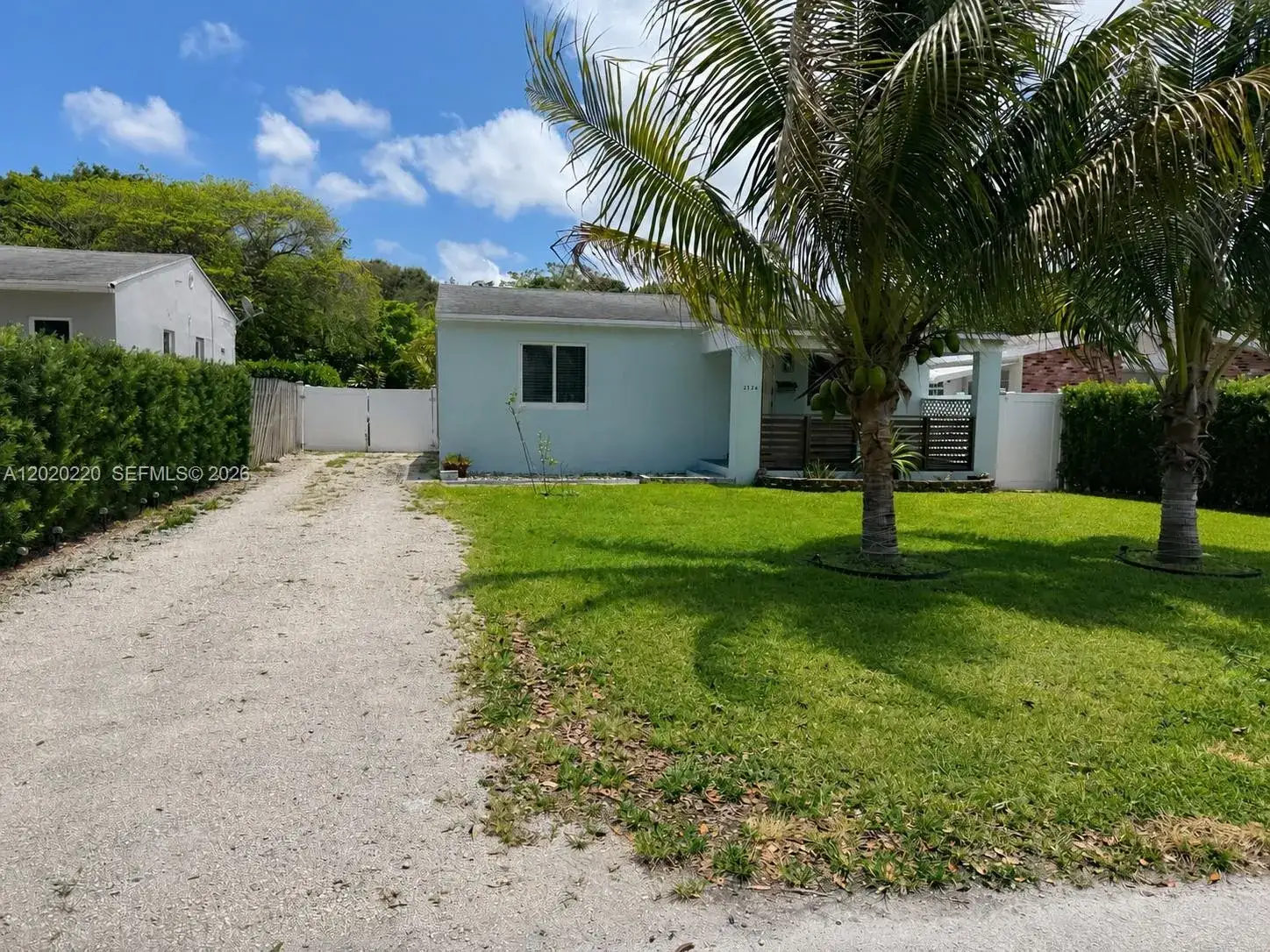 2 bedroom 1 bath Residential for sale at 2726 Taylor St, Hollywood FL 33020