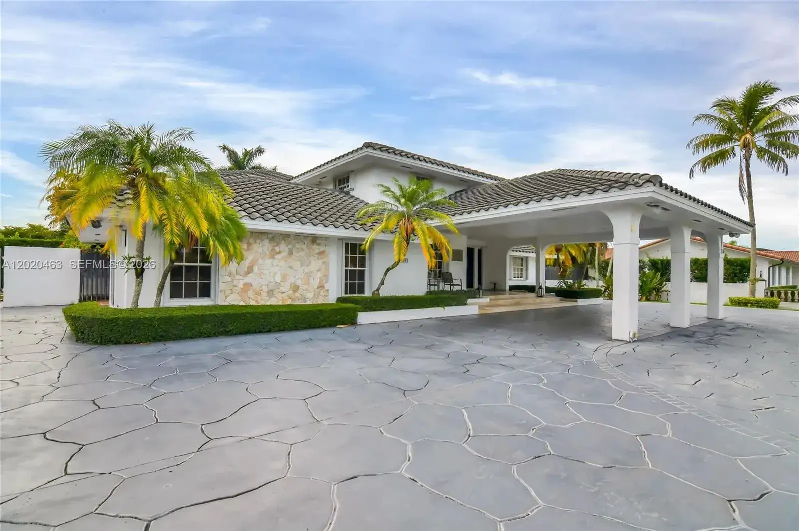 6 bedroom 5 bath Residential for sale at 3401 SW 129th Ave, Miami FL 33175