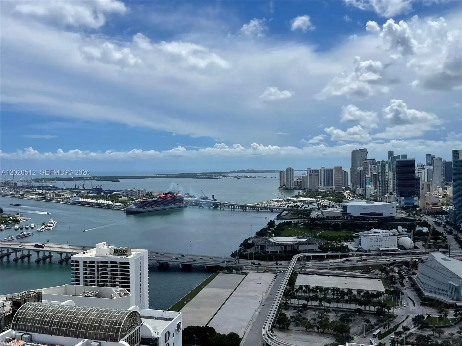 2 bedroom 2 bath Residential for sale at 1750 N Bayshore Dr # 5614, Miami FL 33132