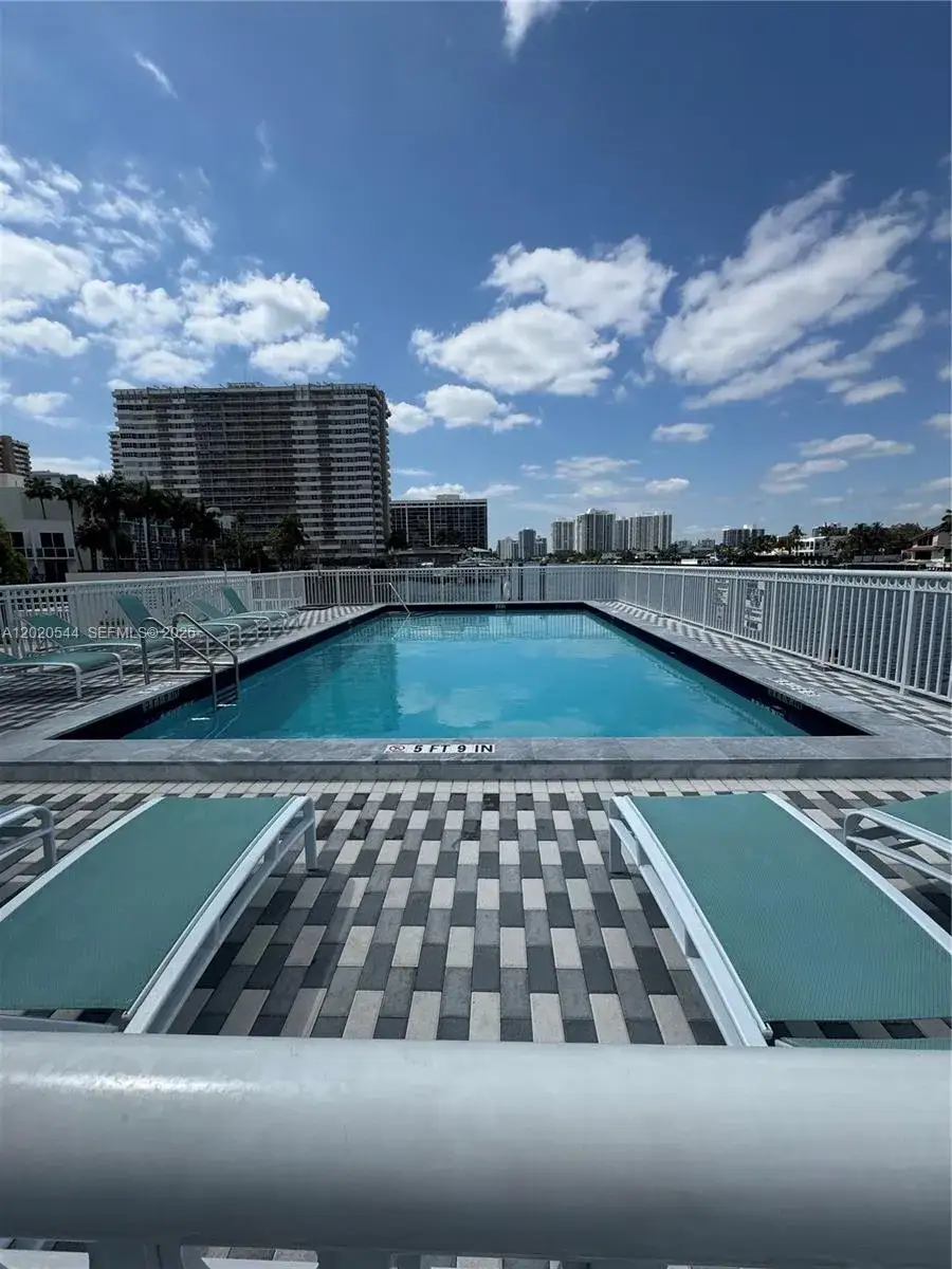 2 bedroom 2 bath Residential Lease for rent at 1913 S Ocean Dr # 427, Hallandale Beach FL 33009