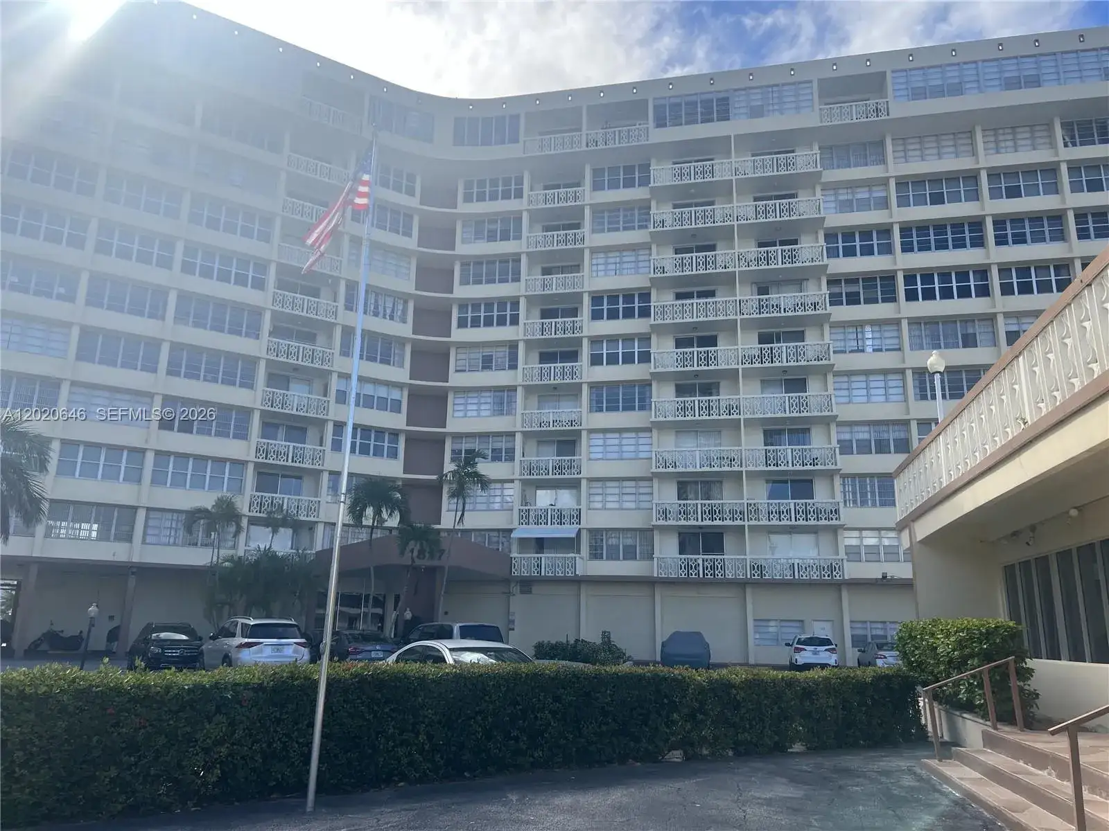 1 bedroom 1 bath Residential Lease for rent at 1817 S Ocean Dr # 718, Hallandale Beach FL 33009
