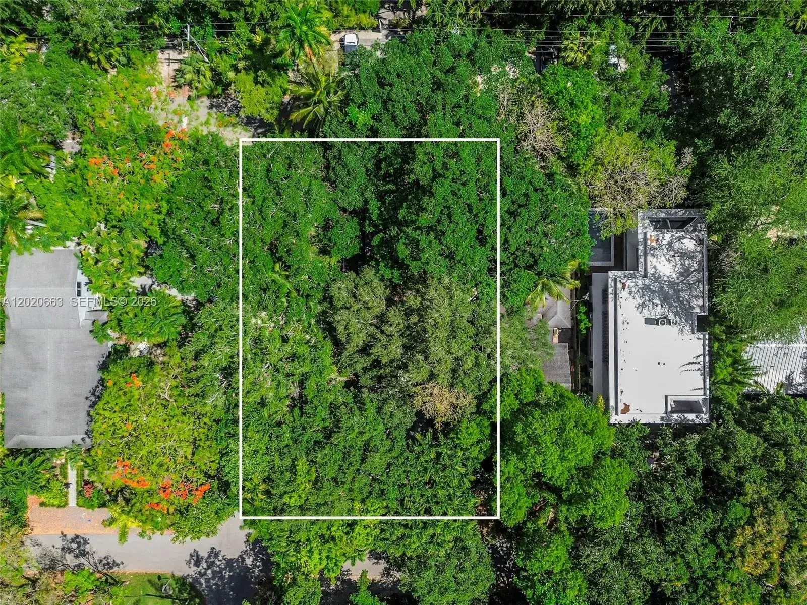 Commercial Land for sale at 3595 Avocado Ave, Miami FL 33133