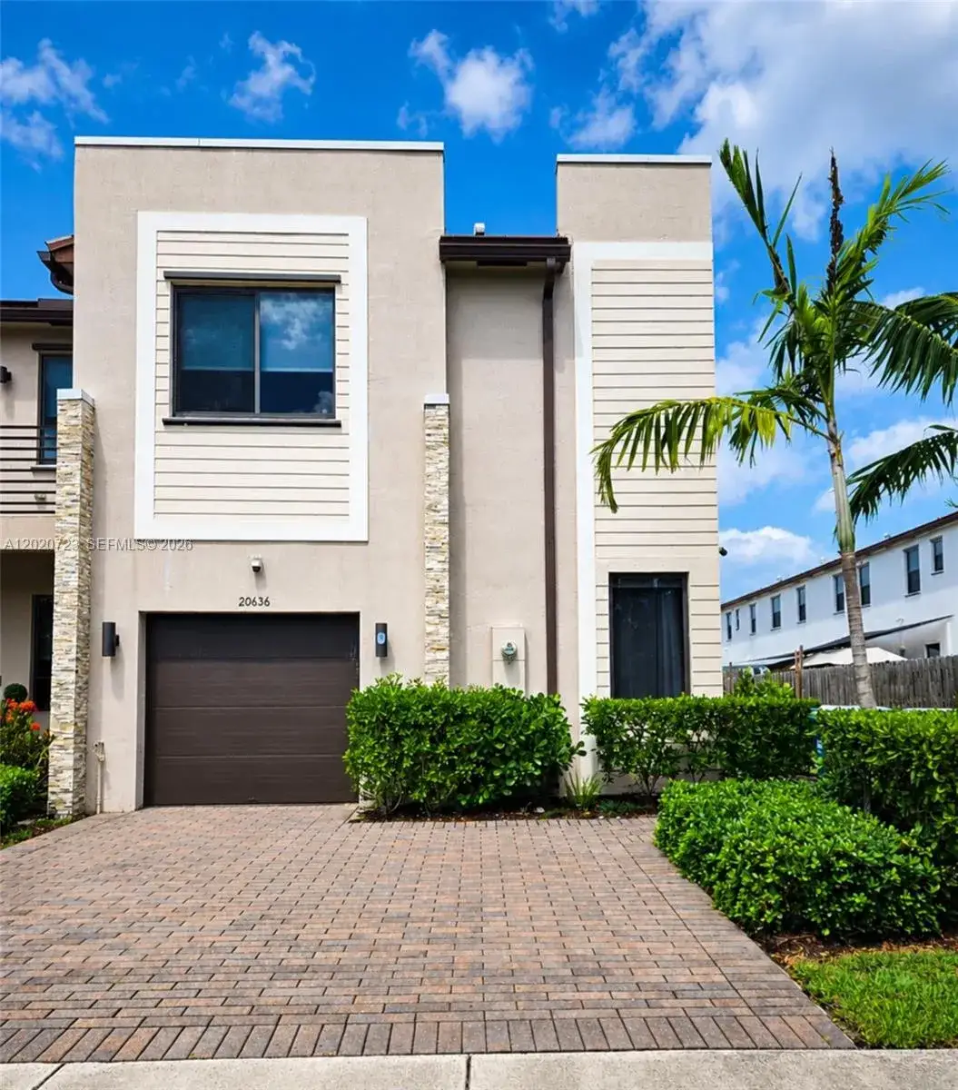 4 bedroom 3 bath Residential for sale at 20636 NE 5th Pl, Miami FL 33179
