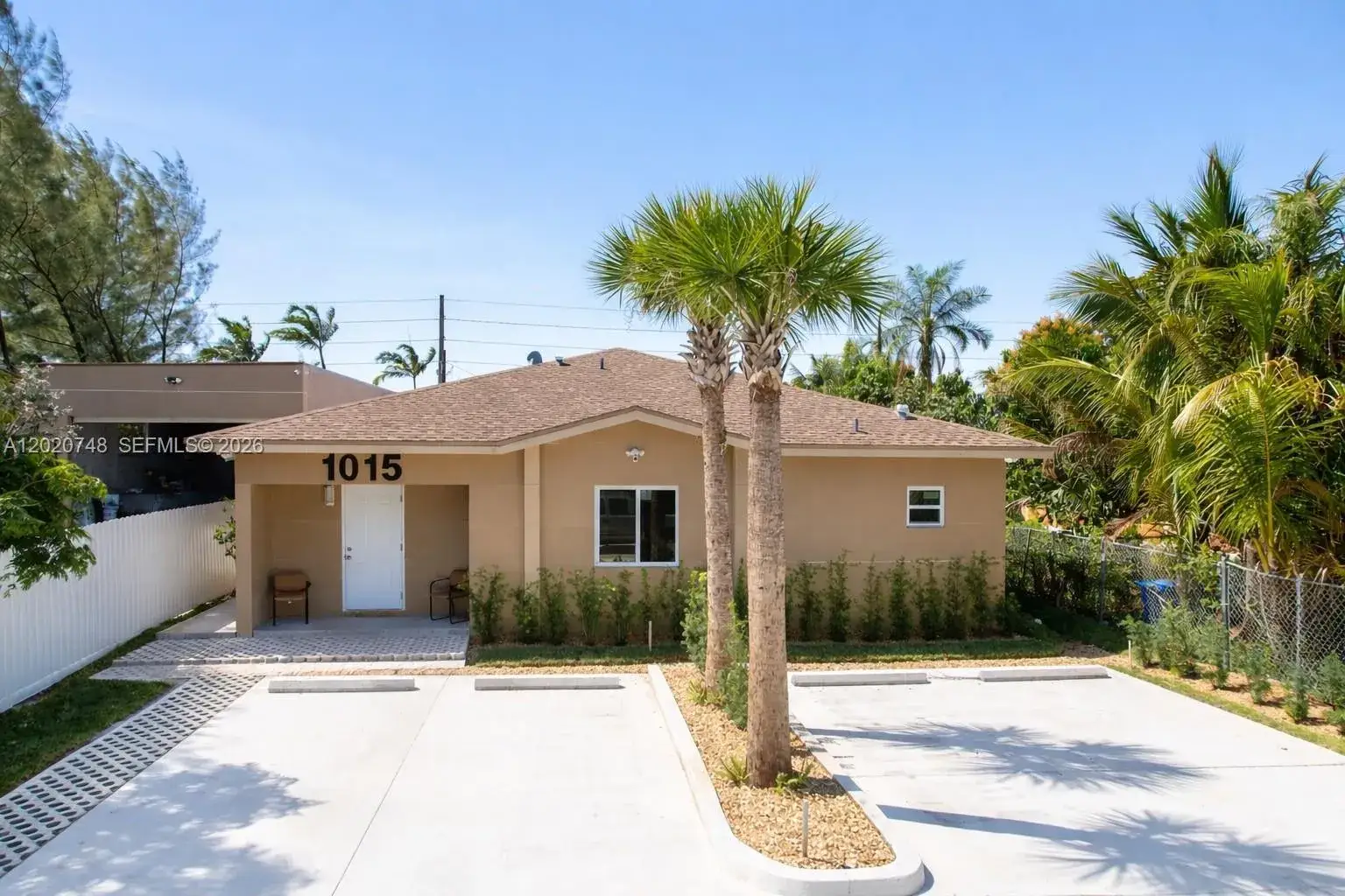 4 bedroom 3 bath Residential Lease for rent at 1015 NW 8th Ave # A, Fort Lauderdale FL 33311
