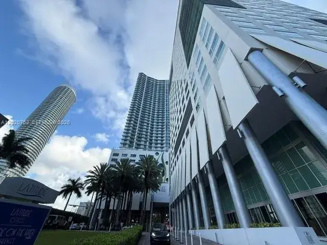 2 bedroom 2 bath Residential for sale at 185 SW 7th St # 3803, Miami FL 33130