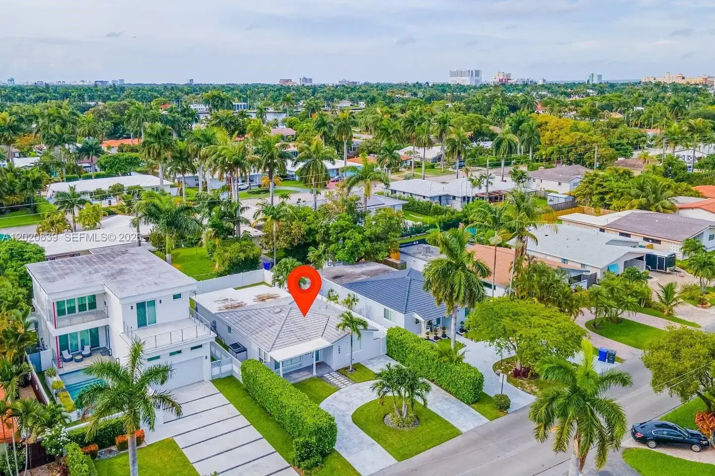 3 bedroom 2 bath Residential Lease for rent at 1239 Washington St # 1239, Hollywood FL 33019