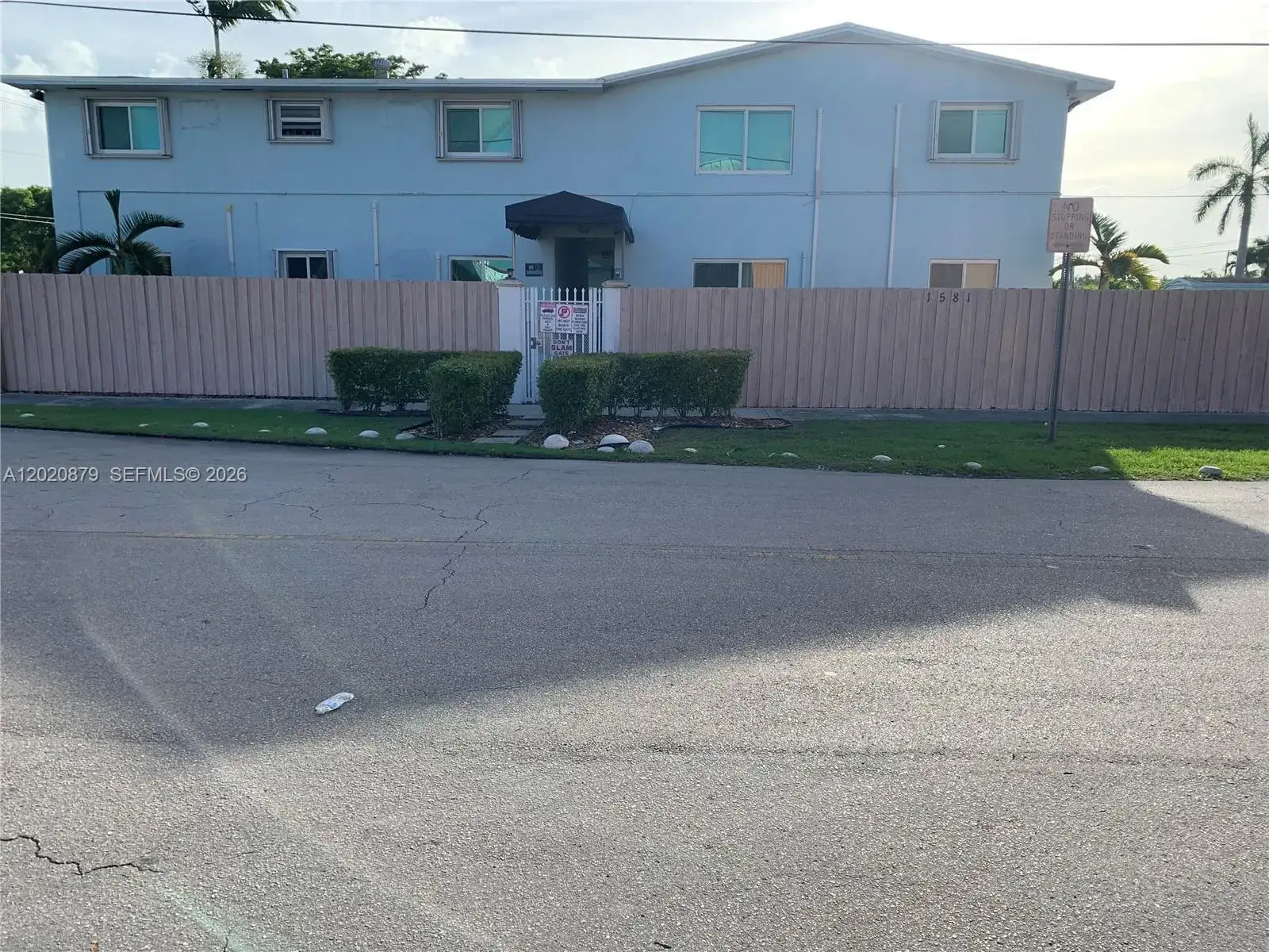 2 bedroom 1 bath Residential Lease for rent at 1581 NE 8th St # 7, Homestead FL 33033