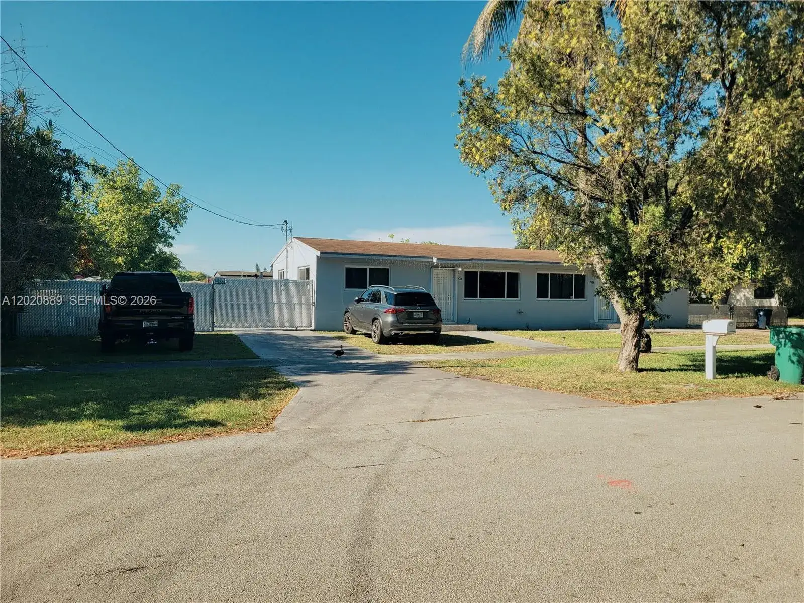 2 bedroom 1 bath Residential Lease for rent at 7901 Grand Canal Dr # 7903, Miami FL 33144