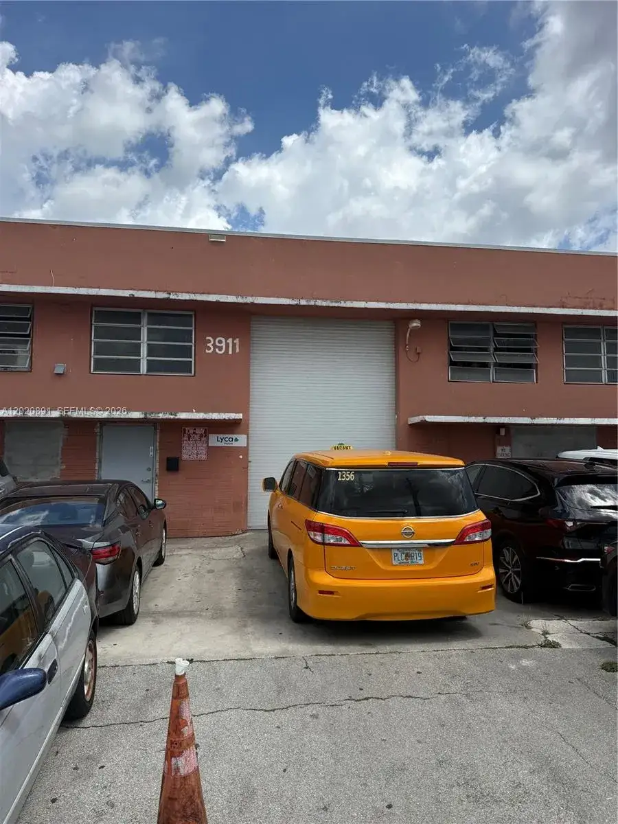 Business Opportunity for sale at 3911 NW 25 ST, Miami FL 33142