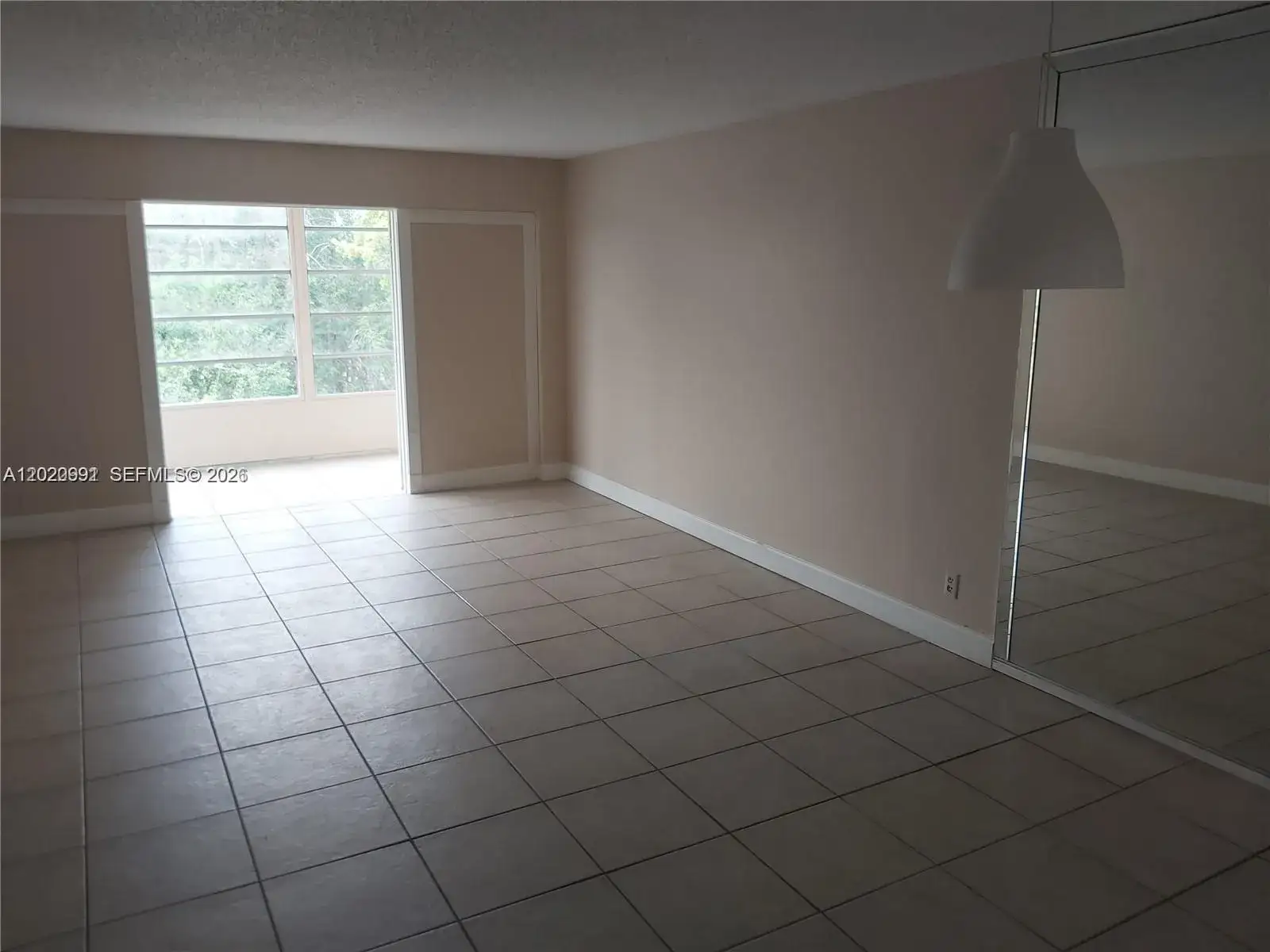 1 bedroom 1 bath Residential for sale at 8370 Sands Point Blvd # H306, Tamarac FL 33321