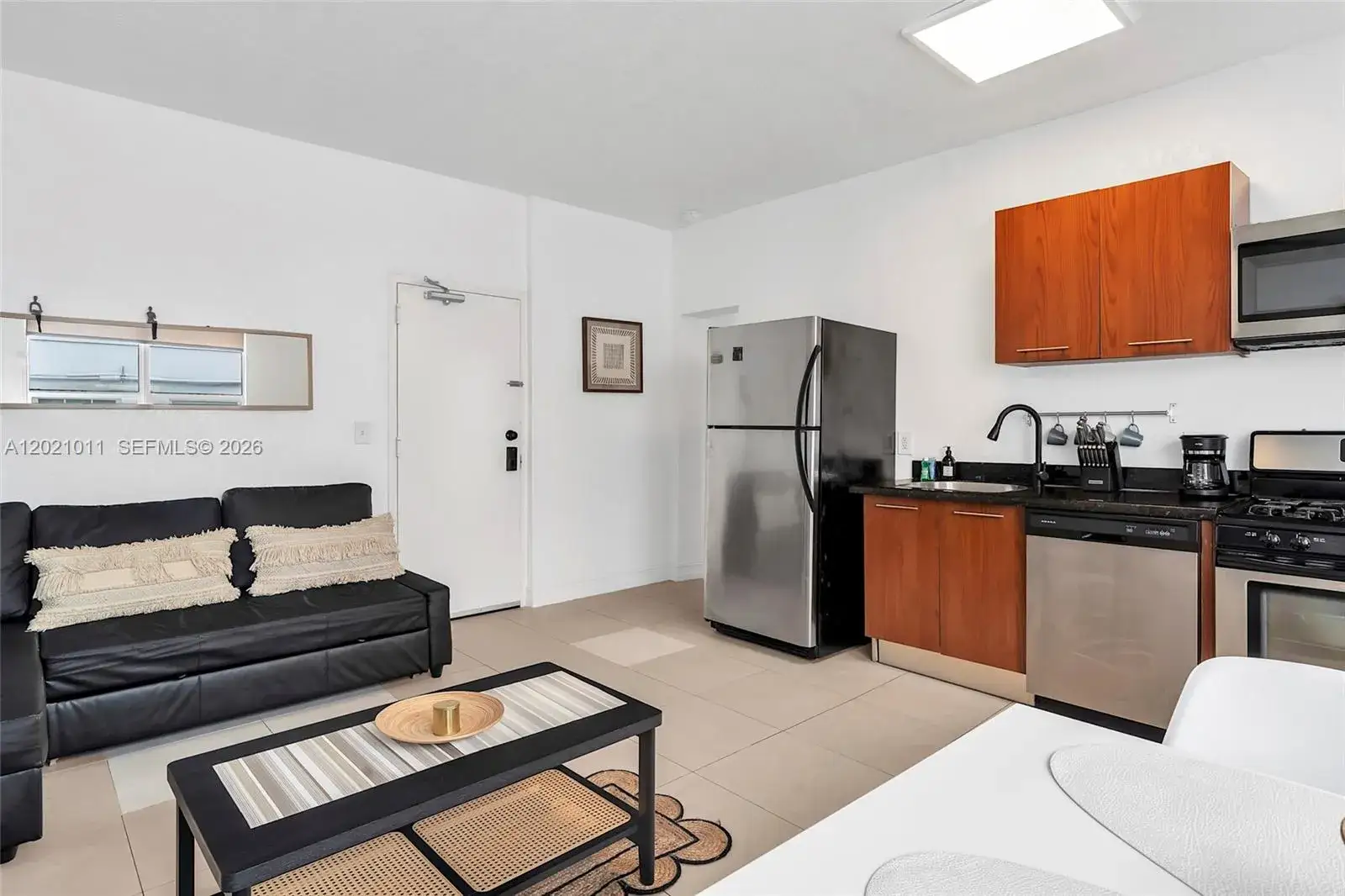 1 bedroom 1 bath Residential for sale at 500 14th St # 101, Miami Beach FL 33139
