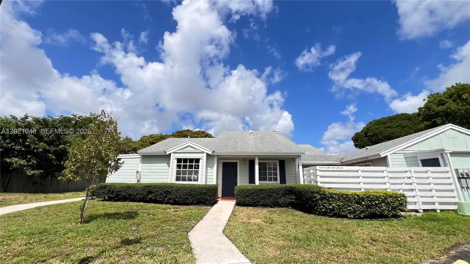 2 bedroom 1 bath Residential for sale at 13775 SW 149th Cir Ln, Miami FL 33186