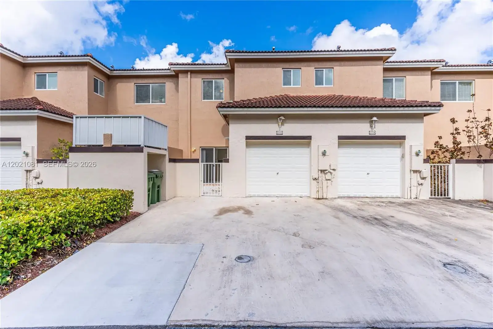 2 bedroom 2 bath Residential for sale at 2312 SE 21st St # 2312, Homestead FL 33035
