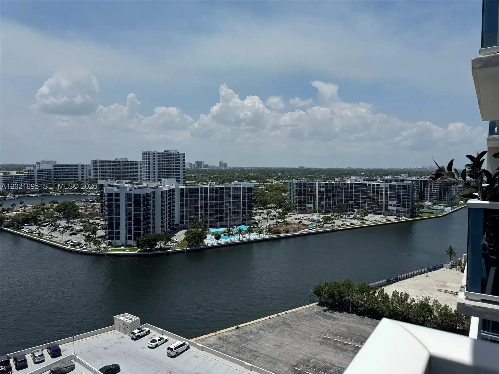 2 bedroom 2 bath Residential for sale at 3800 S Ocean Dr # 1725, Hollywood FL 33019