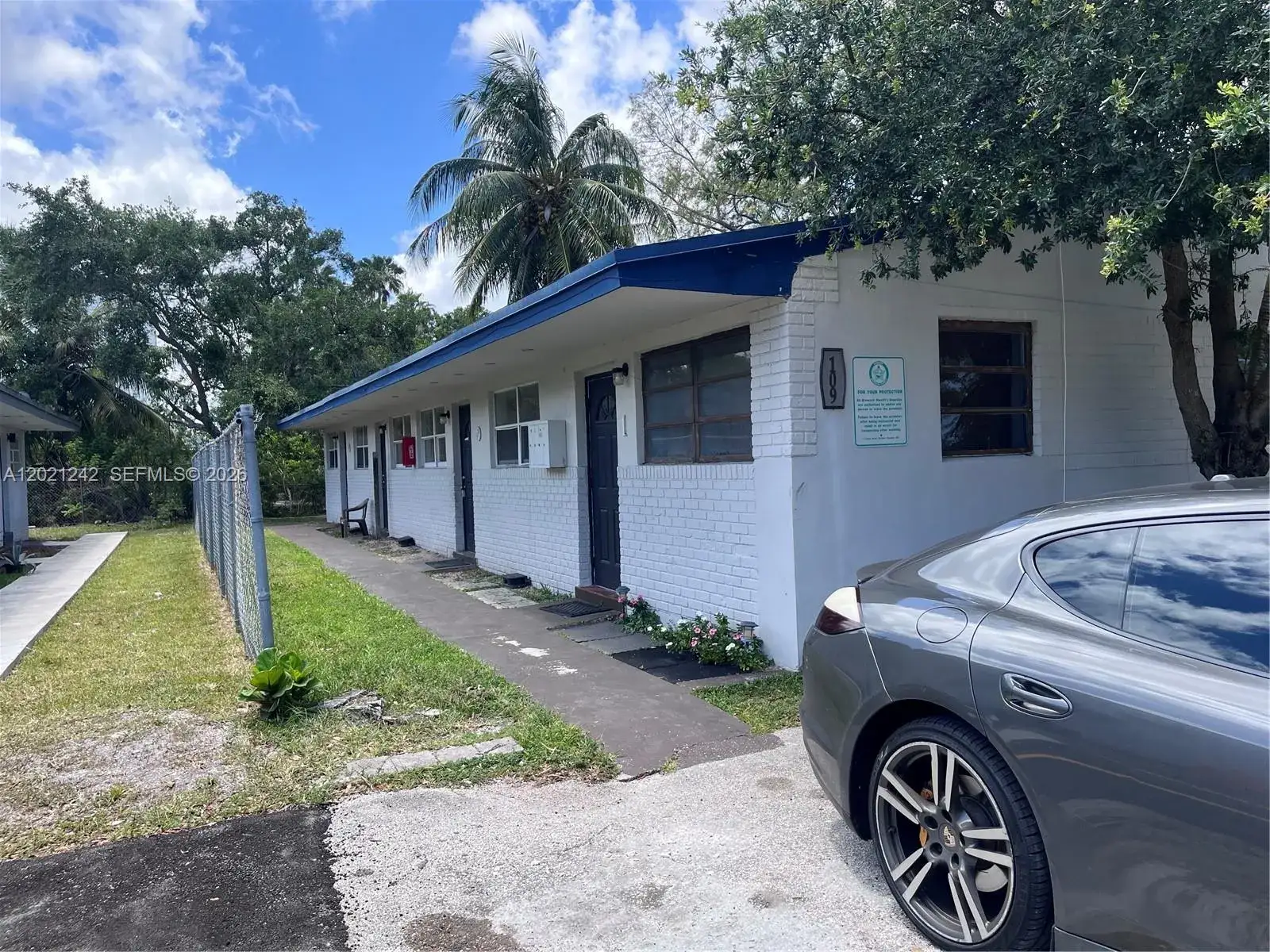 Commercial Sale for sale at 109 NW 14th Way # 4, Dania Beach FL 33004