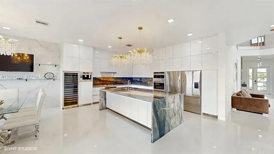 5 bedroom 7 bath Residential Lease for rent at 8350 Royal County Down Rd, Boca Raton FL 33434