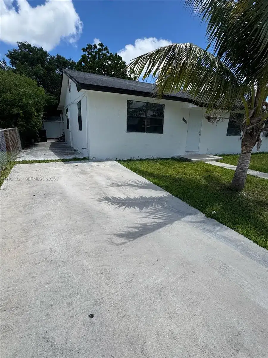 3 bedroom 2 bath Residential for sale at 15023 SW 302nd Ter, Homestead FL 33033