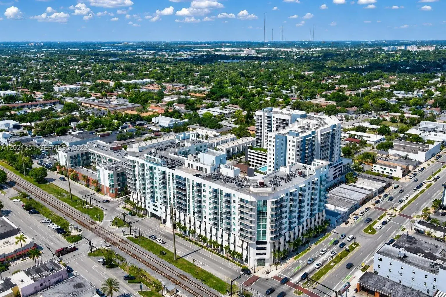 2 bedroom 2 bath Residential for sale at 140 S Dixie Hwy # 510, Hollywood FL 33020