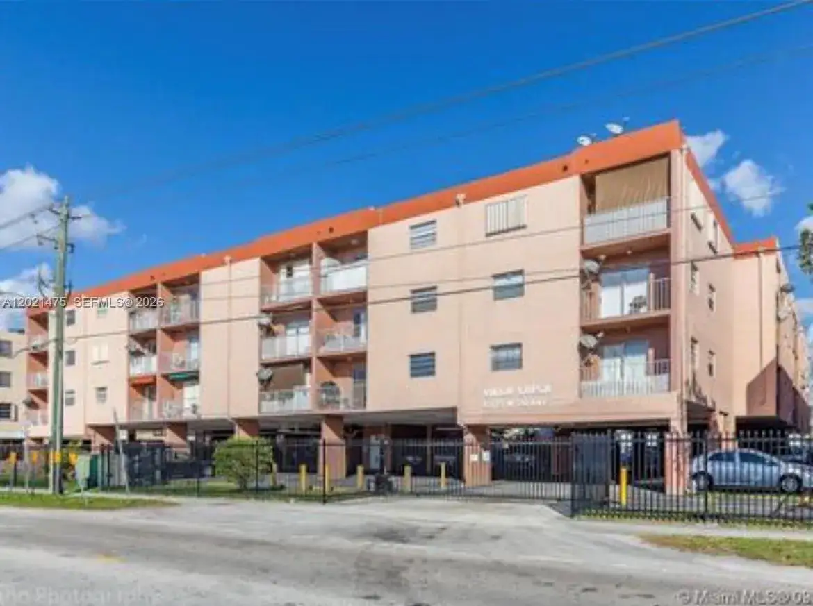 6175 W 20th Ave # 309, Hialeah FL 33012