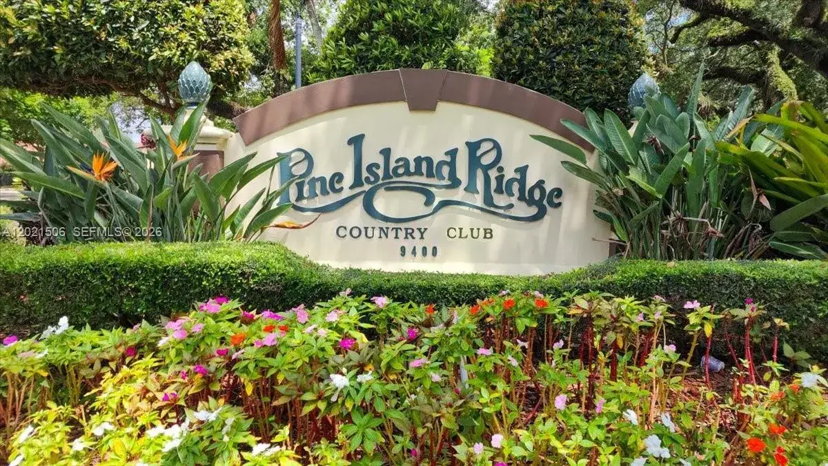3 bedroom 2 bath Residential for sale at 9501 Seagrape Dr # 102, Davie FL 33324