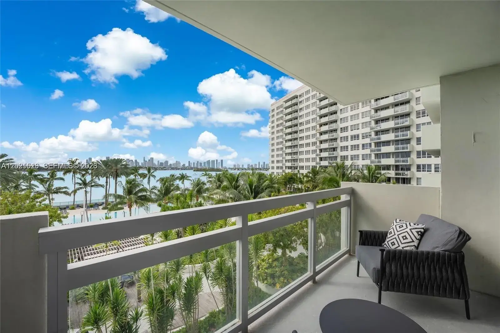 2 bedroom 2 bath Residential Lease for rent at 1500 Bay Rd # 416S, Miami Beach FL 33139