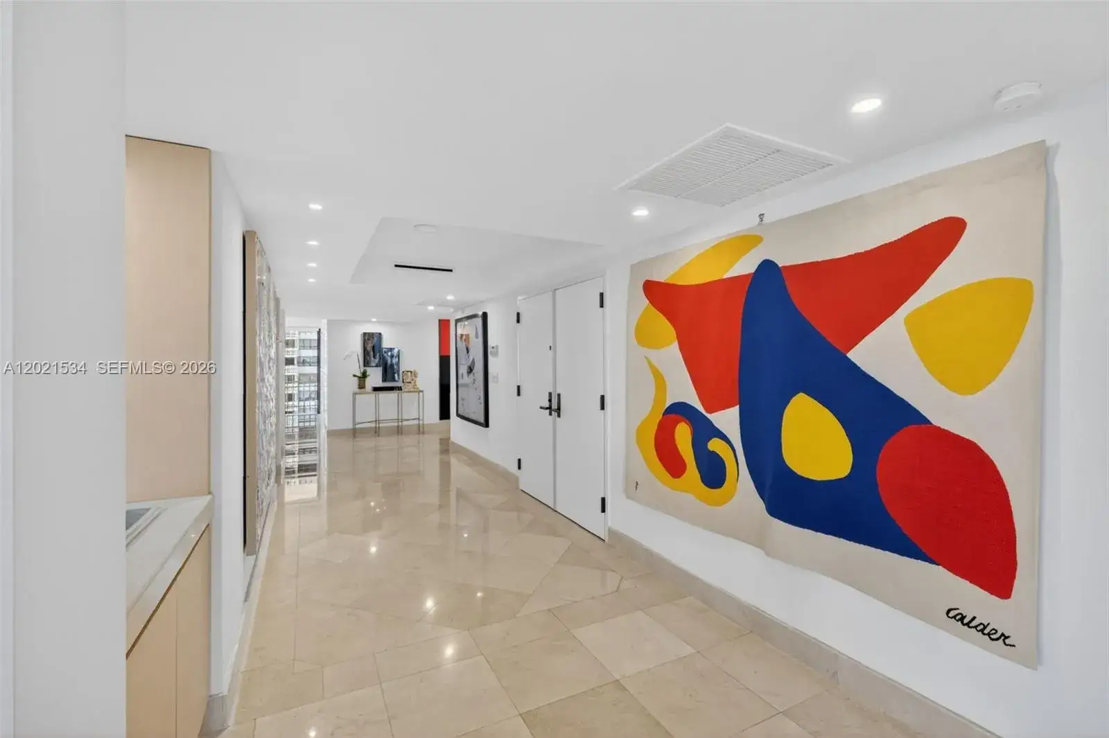 6 bedroom 4 bath Residential for sale at 2 Grove Isle Dr # 802, Miami FL 33133