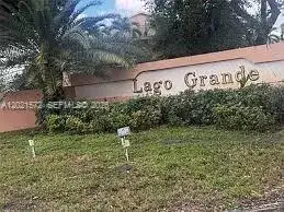 2 bedroom 2 bath Residential for sale at 2715 W 66th St # 21, Hialeah FL 33016