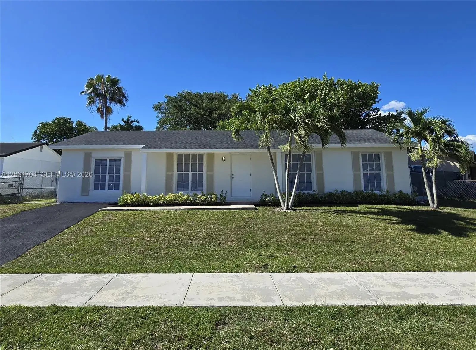 3 bedroom 2 bath Residential for sale at 13035 SW 263rd Ter, Homestead FL 33032