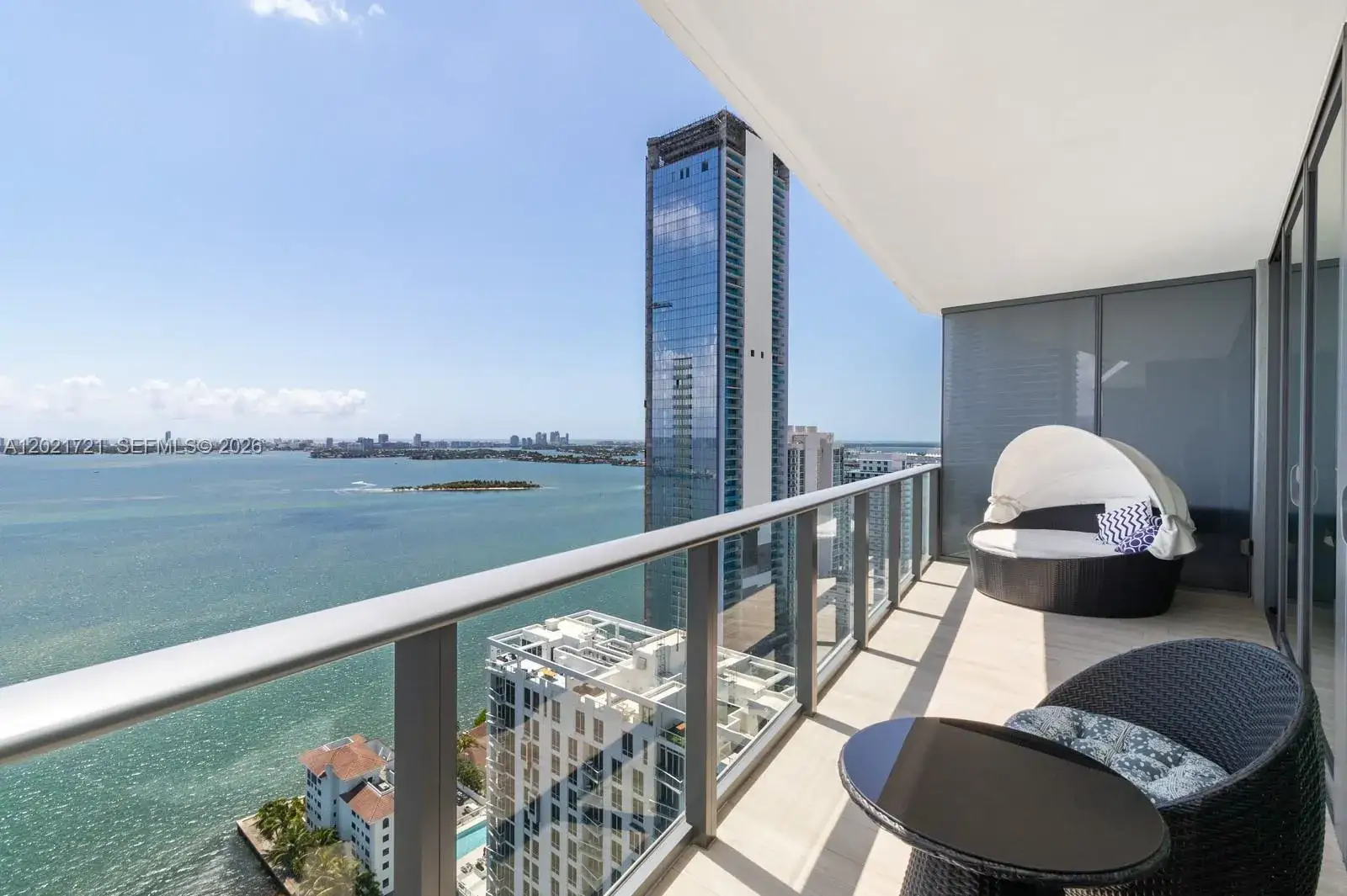 2 bedroom 2 bath Residential for sale at 460 NE 28th St # 3105, Miami FL 33137