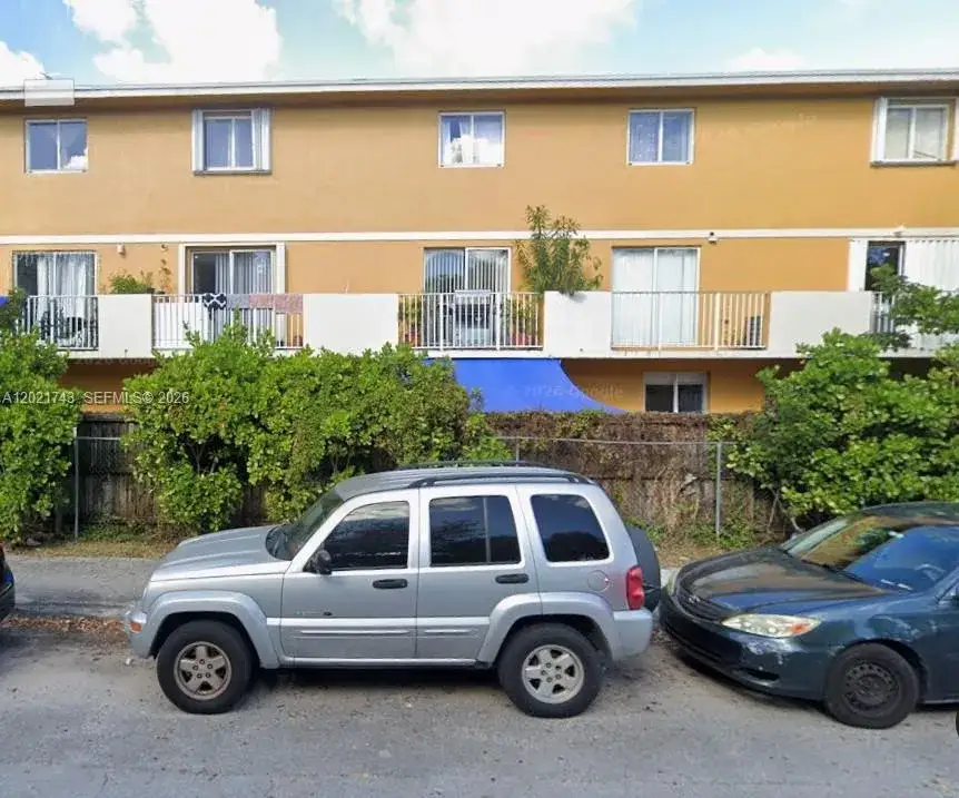 2 bedroom 1 bath Residential Lease for rent at 2145 NW 19th Ter # 205, Miami FL 33125