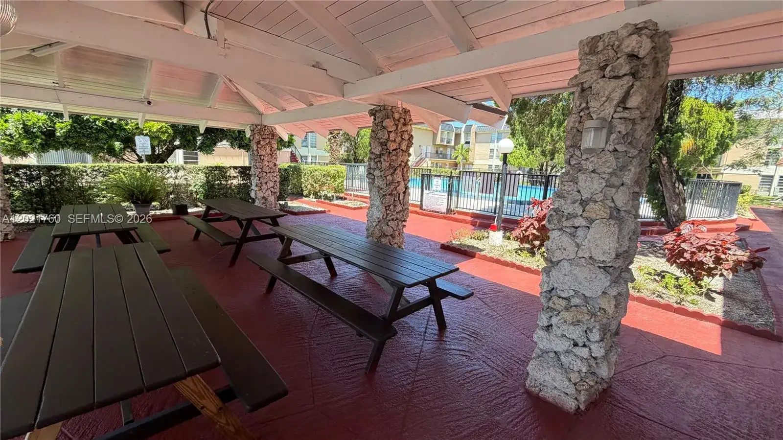 1 bedroom 1 bath Residential Lease for rent at 3901 SW 109th Ave # 4, Miami FL 33165