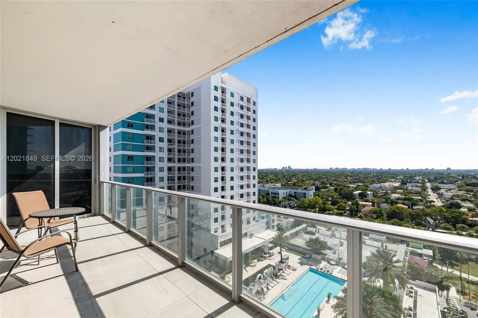 2 bedroom 2 bath Residential for sale at 1010 SW 2nd Ave # 1608, Miami FL 33130