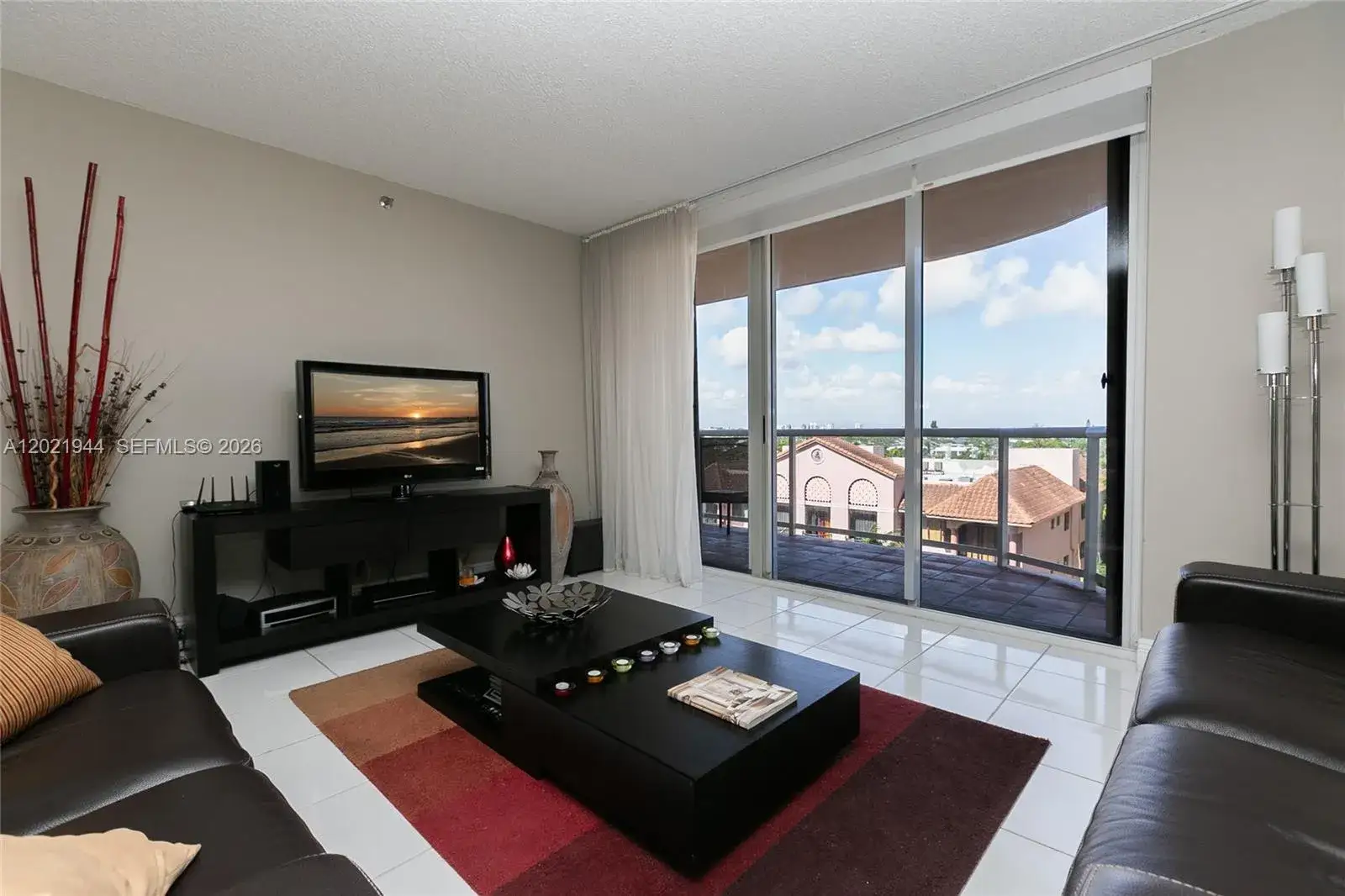 2 bedroom 2 bath Residential Lease for rent at 8855 Collins Ave # 6F, Surfside FL 33154