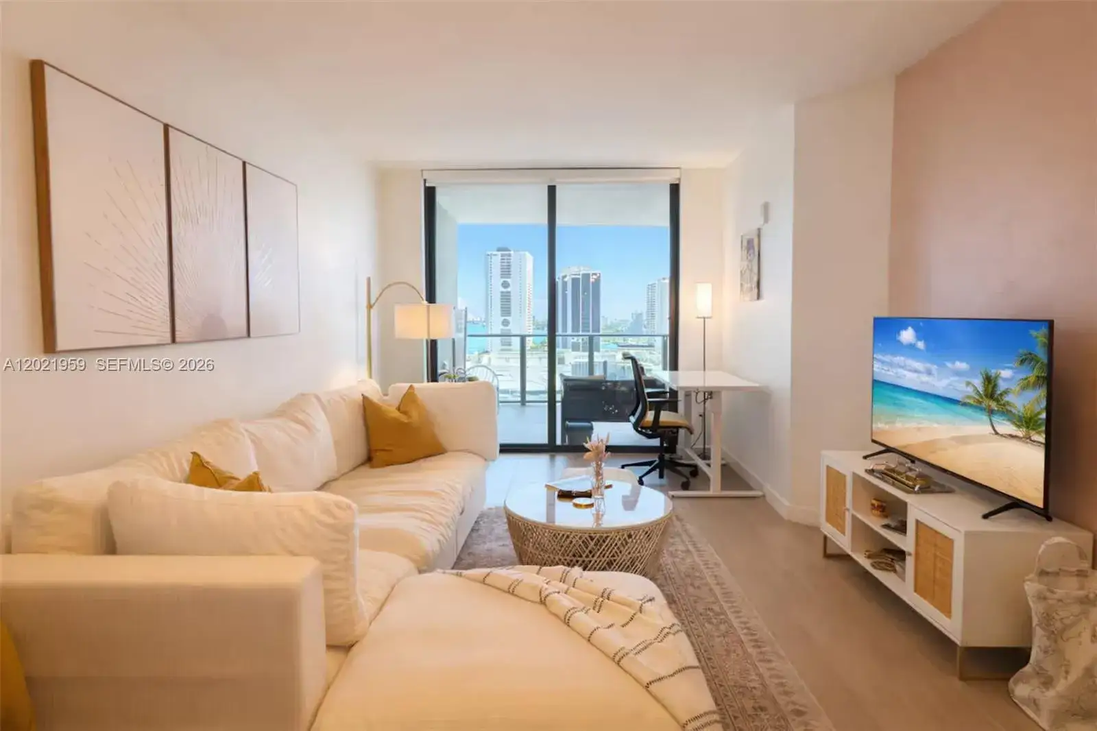 1 bedroom 1 bath Residential for sale at 1600 NE 1st Ave # 1605, Miami FL 33132