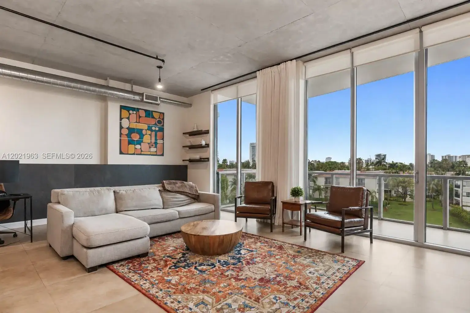 2 bedroom 2 bath Residential for sale at 3029 NE 188th St # 405, Aventura FL 33180