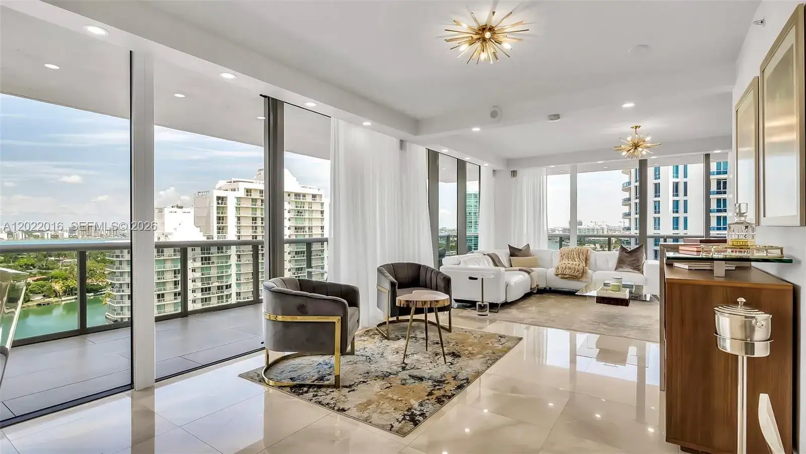 2 bedroom 2 bath Residential Lease for rent at 5875 Collins Ave # 1807, Miami Beach FL 33140