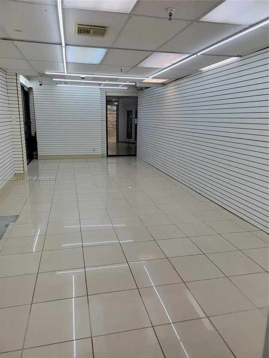 Commercial Sale for sale at 777 NW 72nd Ave # 1109, Miami FL 33126