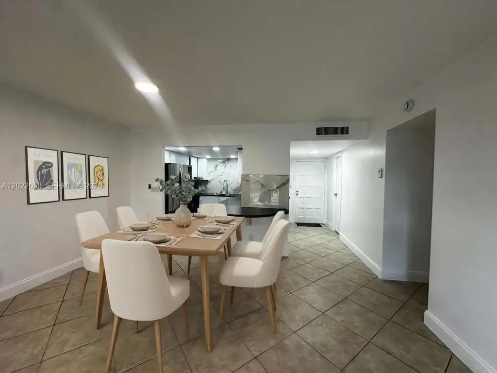 1 bedroom 2 bath Residential for sale at 6301 N Falls Cir Dr # 309, Lauderhill FL 33319