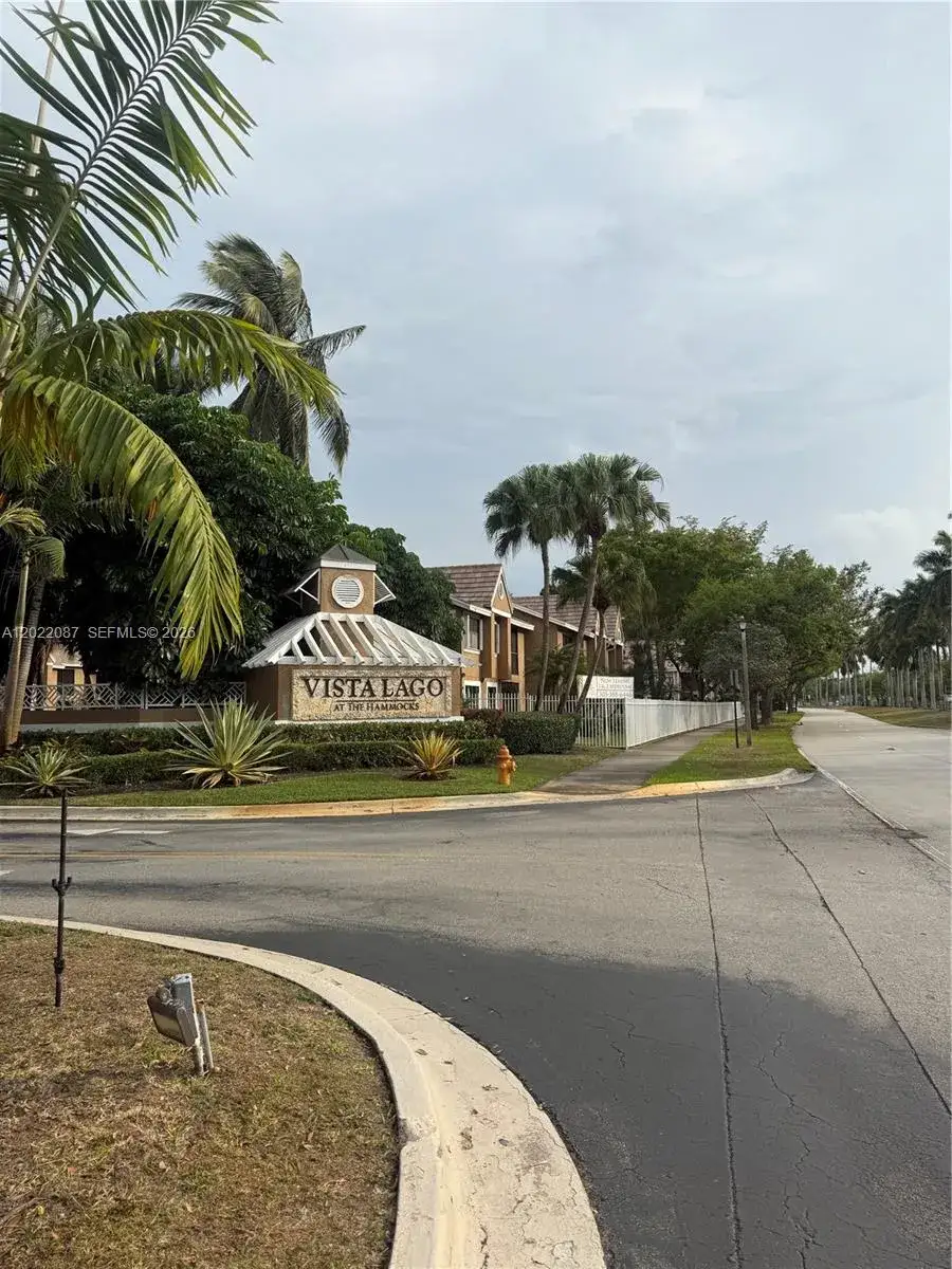 2 bedroom 2 bath Residential for sale at 15689 SW 106th Ln # 718, Miami FL 33196