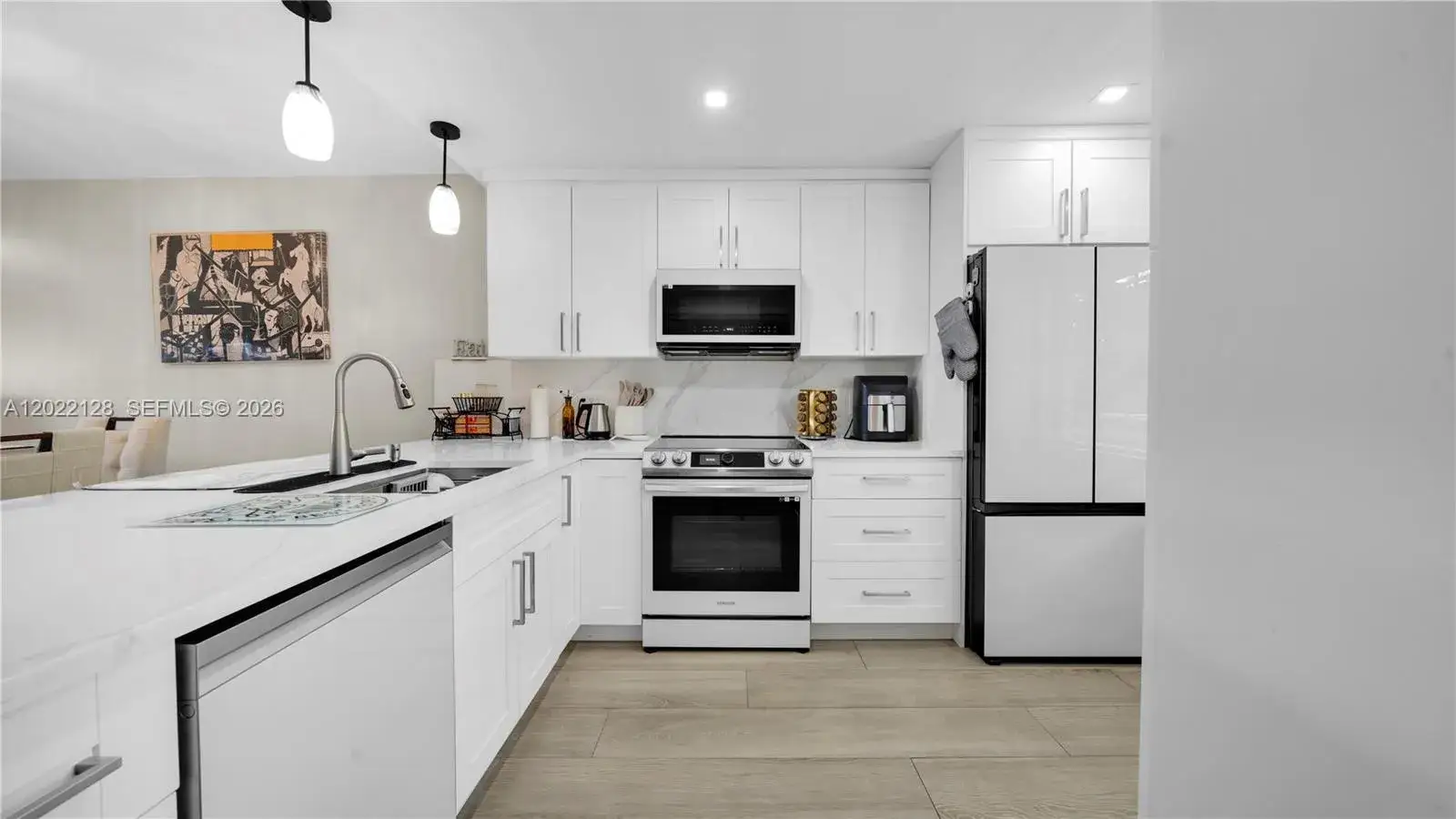 2 bedroom 2 bath Residential for sale at 605 Oaks Dr # 502, Pompano Beach FL 33069