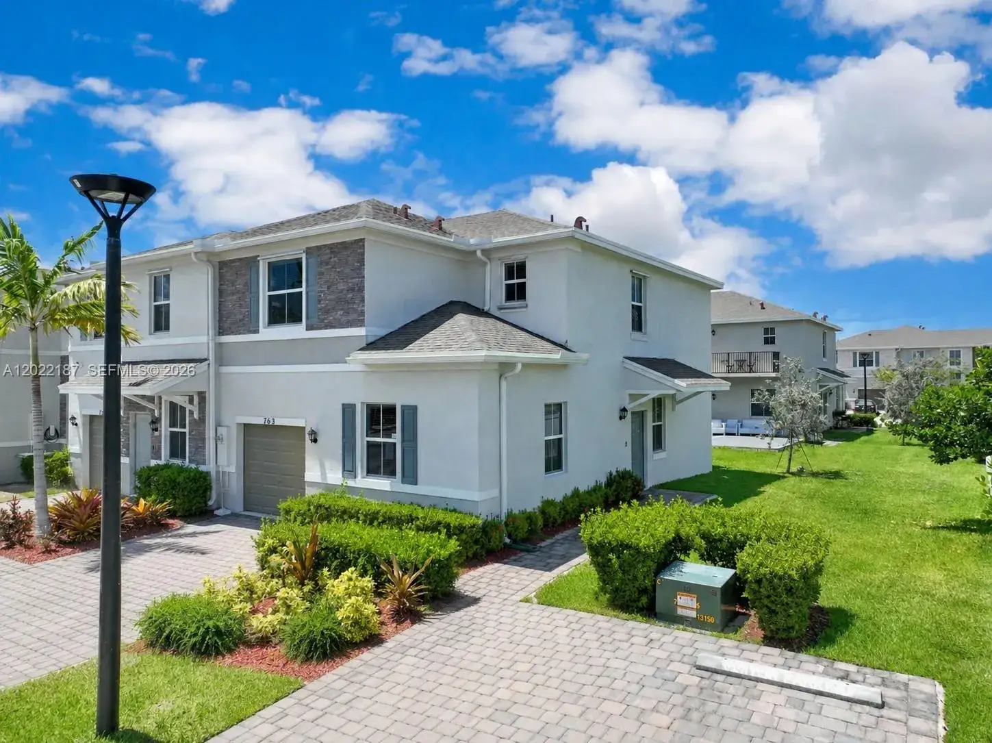 4 bedroom 3 bath Residential for sale at 763 SE 17th St, Homestead FL 33034