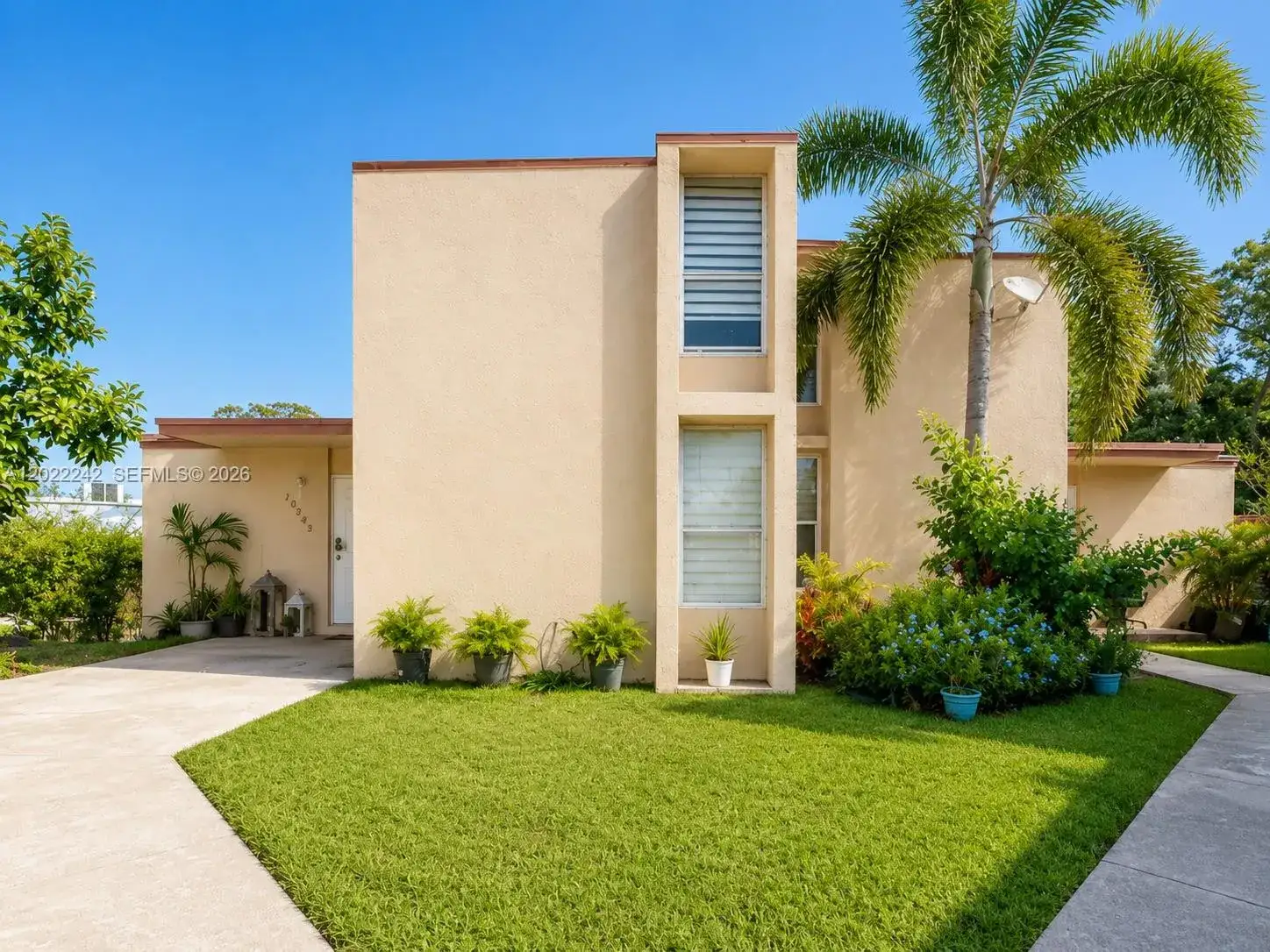 4 bedroom 2 bath Residential Lease for rent at 20033 SW 123rd Dr, Miami FL 33177