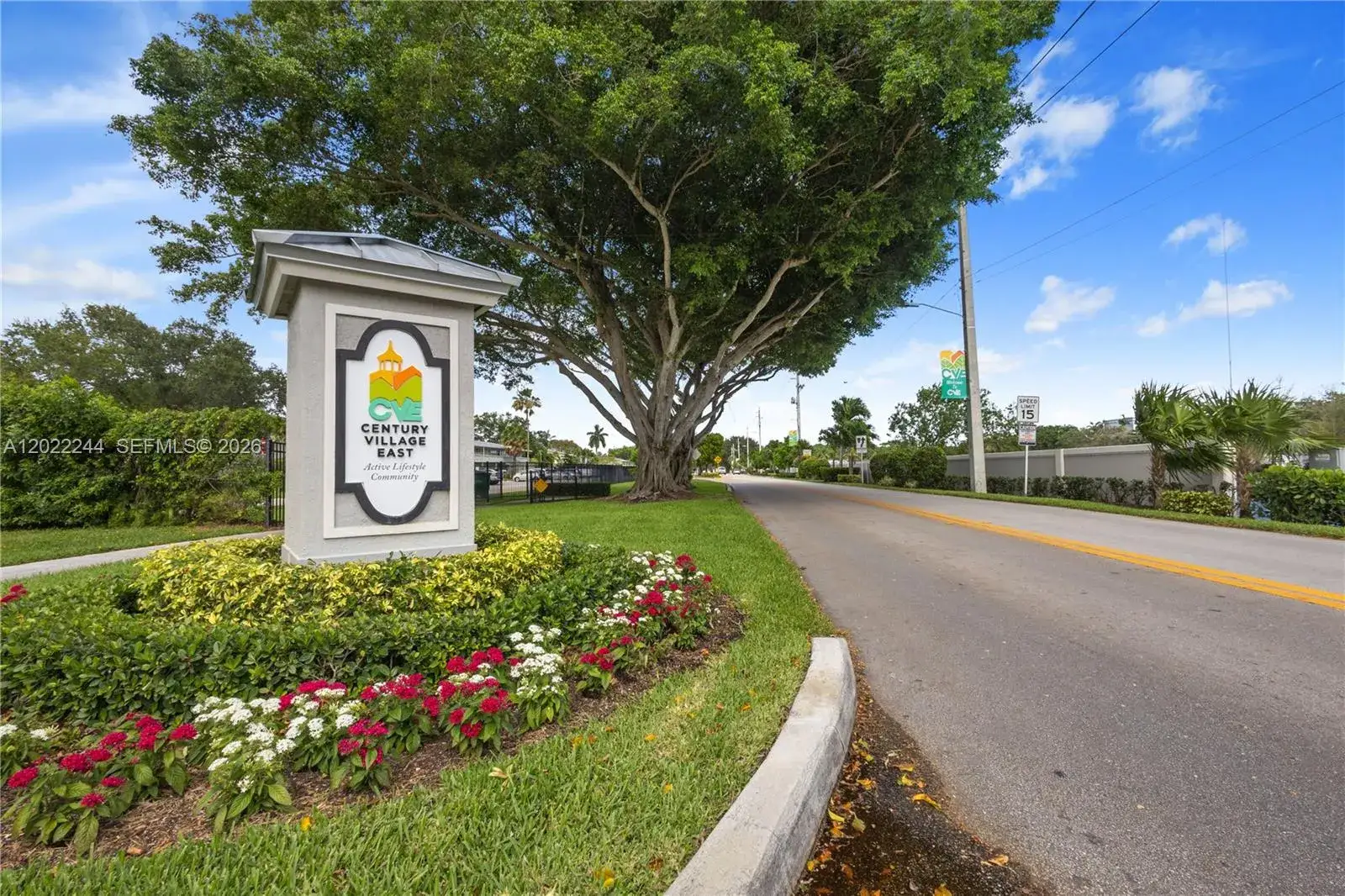 1 bedroom 1 bath Residential for sale at 75 Ventnor D # 75, Deerfield Beach FL 33442