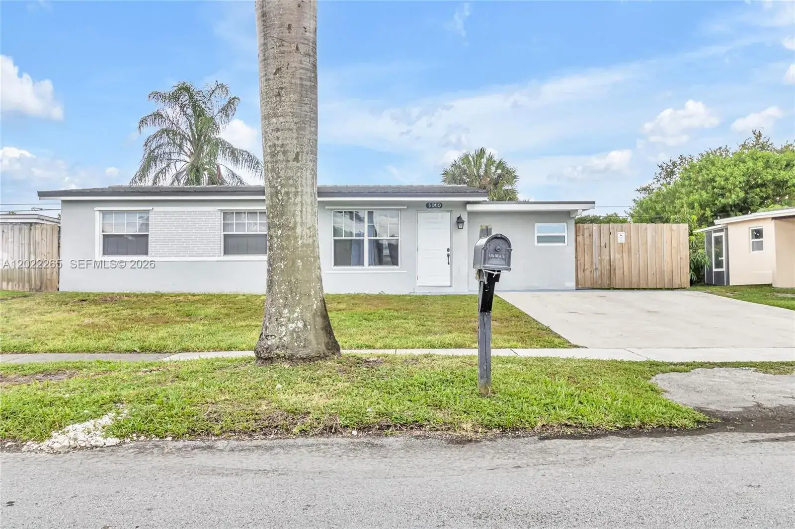 3 bedroom 1 bath Residential for sale at 5630 SW 37th Ct, Davie FL 33314