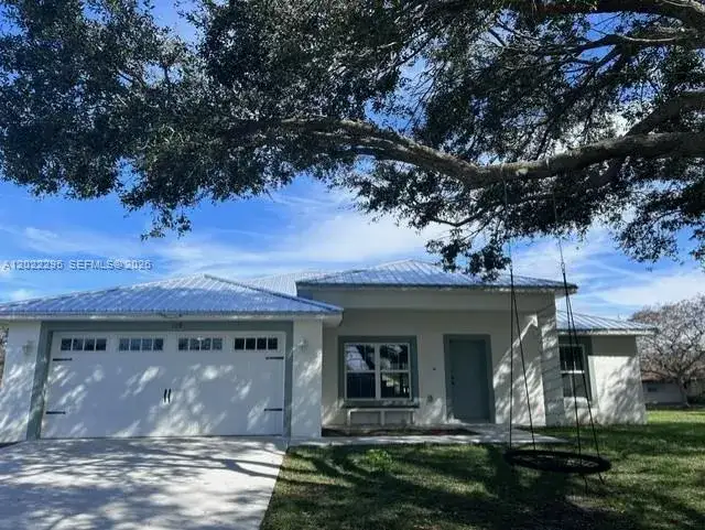 3 bedroom 2 bath Residential for sale at 109 Vale Cr, Sebring FL 33876